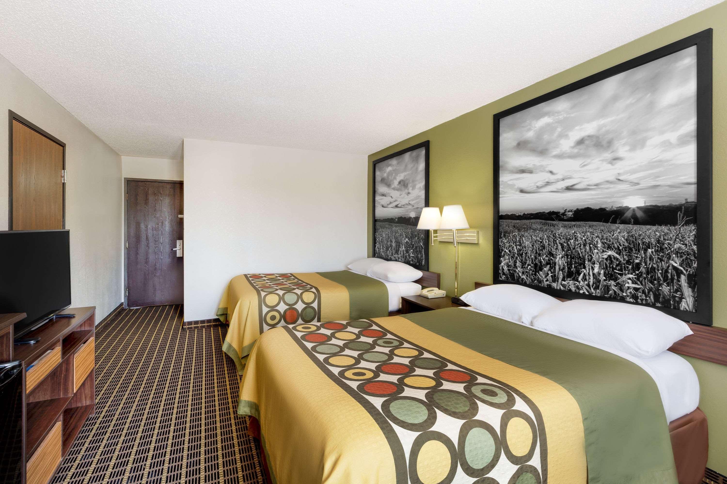Motel Super 8 By Wyndham Norfolk Exteriér fotografie