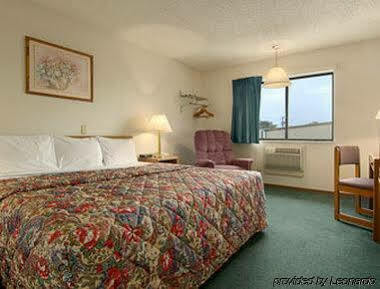 Motel Super 8 By Wyndham Norfolk Exteriér fotografie